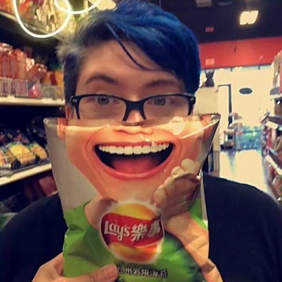 Meet your Posher, Cynthia - Picture 1 of 1